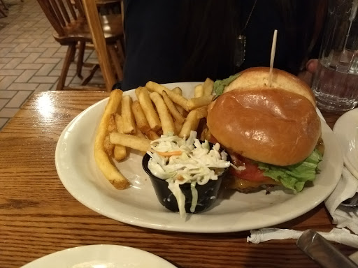 American Restaurant «Cracker Barrel Old Country Store», reviews and photos, 2697 Highwood Blvd, Smyrna, TN 37167, USA