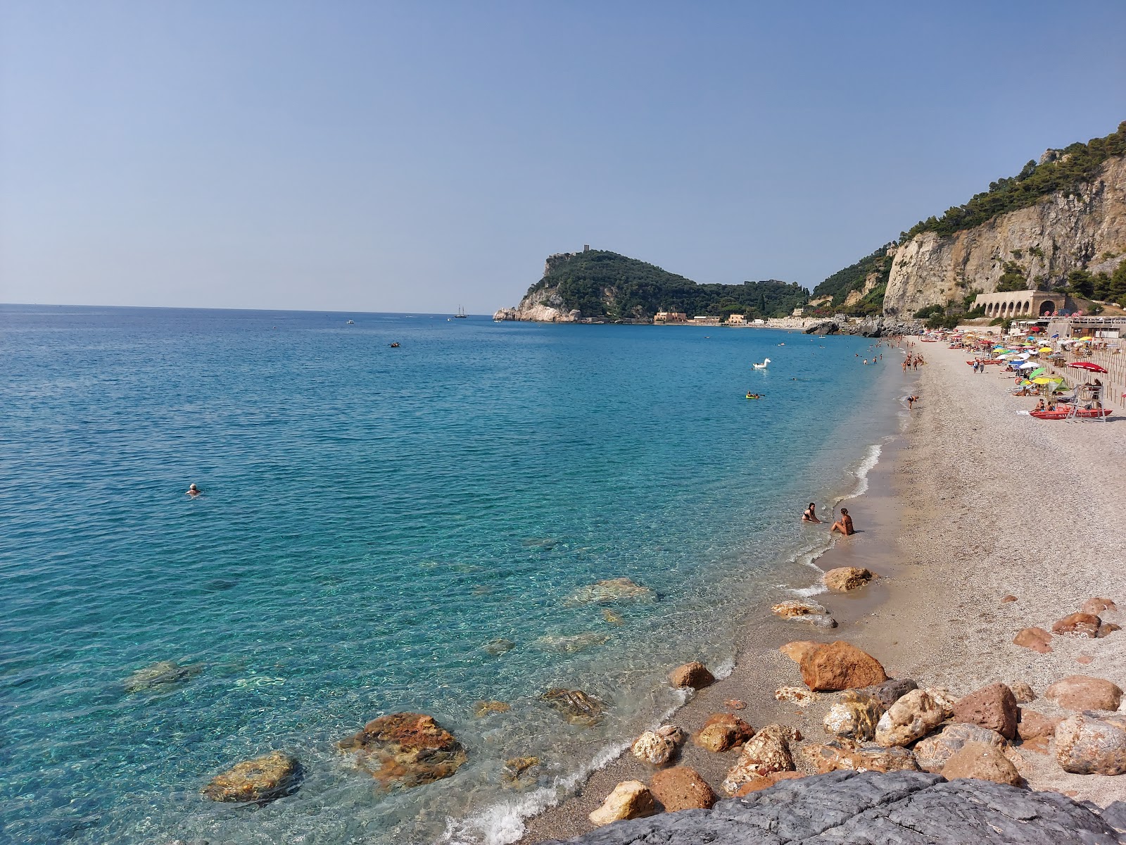 Foto af Spiaggia del Malpasso med rummelige multi -bugter