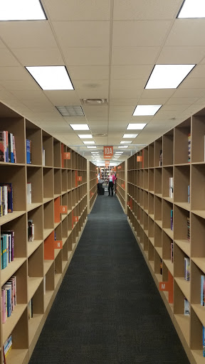 Used Book Store «2nd & Charles», reviews and photos, 17636 Garland Groh Blvd, Hagerstown, MD 21740, USA