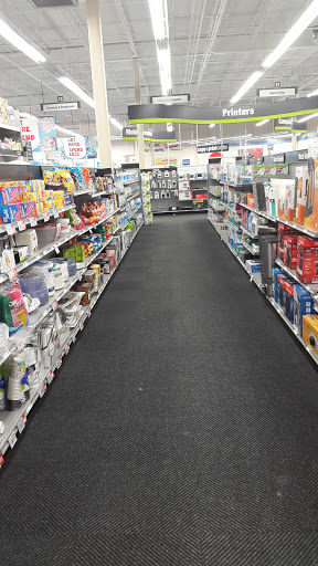 Office Supply Store «Staples», reviews and photos, 2799 NY-112, Medford, NY 11763, USA