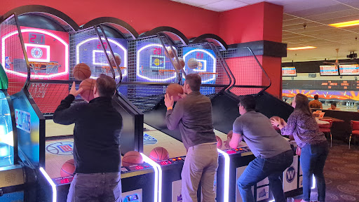 AMF Boulevard Lanes image