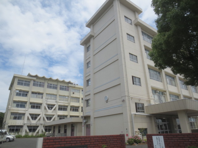 神奈川県立百合丘高等学校