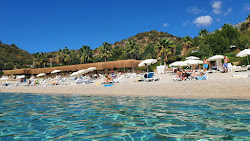 Foto von Kas Public Beach und seine wunderschöne Landschaft