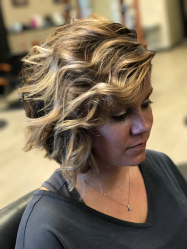 Hair Removal Service «Split Enz Salon», reviews and photos, 812 E Laraway Rd, New Lenox, IL 60451, USA