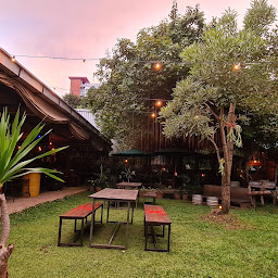 Sakapatat Beer Garden & Resto