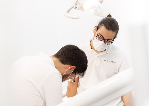 Clínica dental Vélez & Lozano