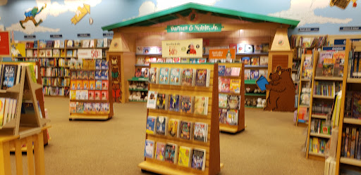 Book Store «Barnes & Noble», reviews and photos, 7685 W Bell Rd, Peoria, AZ 85382, USA