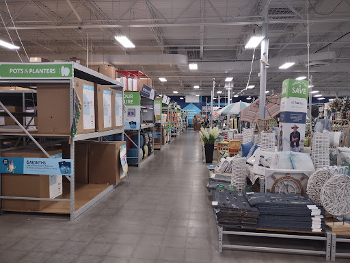 Home Goods Store «At Home», reviews and photos, 3700 S Campbell Ave, Springfield, MO 65807, USA