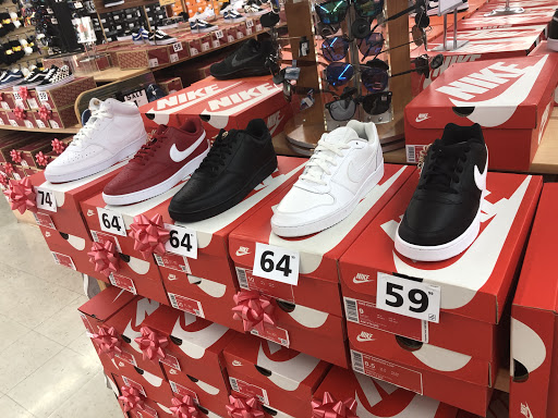 Shoe Store «Shoe City - Orange», reviews and photos, 969 N Tustin St, Orange, CA 92867, USA