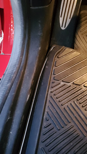 Oil Change Service «Classic Car Wash And Car Care Center», reviews and photos, 728 W Eads Pkwy, Lawrenceburg, IN 47025, USA