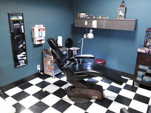 Body Piercing Shop «Multnomah Body Piercing and Tattoo», reviews and photos, 1861 NE Division St, Gresham, OR 97030, USA