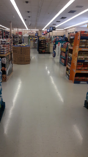 Grocery Store «Food Lion», reviews and photos, 7514 North Point Rd North Point Road, Edgemere, MD 21219, USA