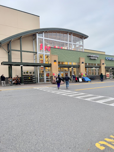 Grocery Store «Fred Meyer», reviews and photos, 17667 NE 76th St, Redmond, WA 98052, USA