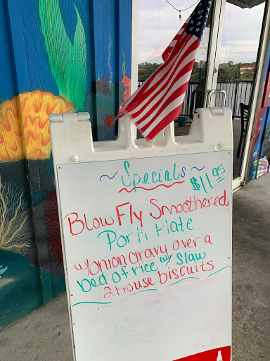 Seafood Restaurant «Blow fly inn», reviews and photos, 1201 Washington Ave, Gulfport, MS 39507, USA