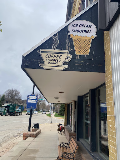 Espresso Bar «Friends on the Square», reviews and photos, 41 N Wisconsin St, Elkhorn, WI 53121, USA