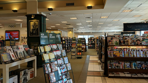 Book Store «Barnes & Noble», reviews and photos, 3981 U.S. 9, Freehold, NJ 07728, USA