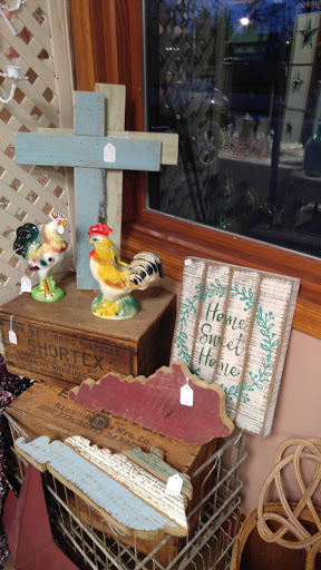 Grocery Store «Troutt Old Time General Store And Market», reviews and photos, 433 N 4th St, Paducah, KY 42001, USA