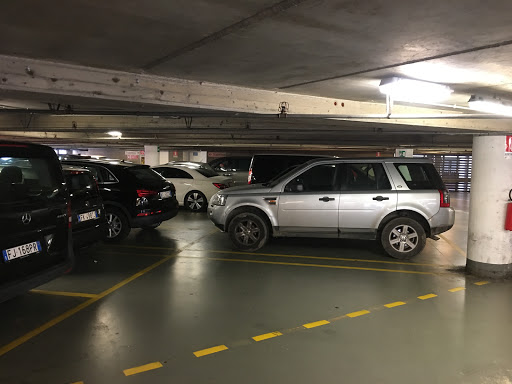 Parking LaRinascente