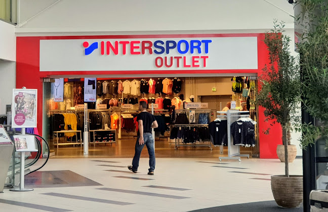 Intersport Outlet Aalborg - Sportsbutik