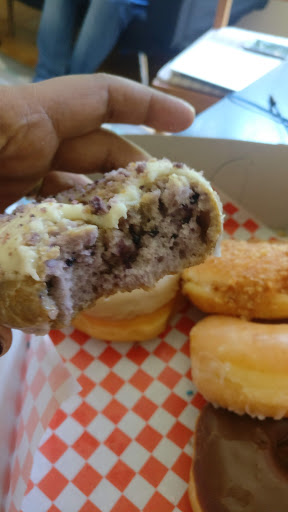 Donut Shop «SK Donuts & Croissant», reviews and photos, 5850 W 3rd St, Los Angeles, CA 90036, USA