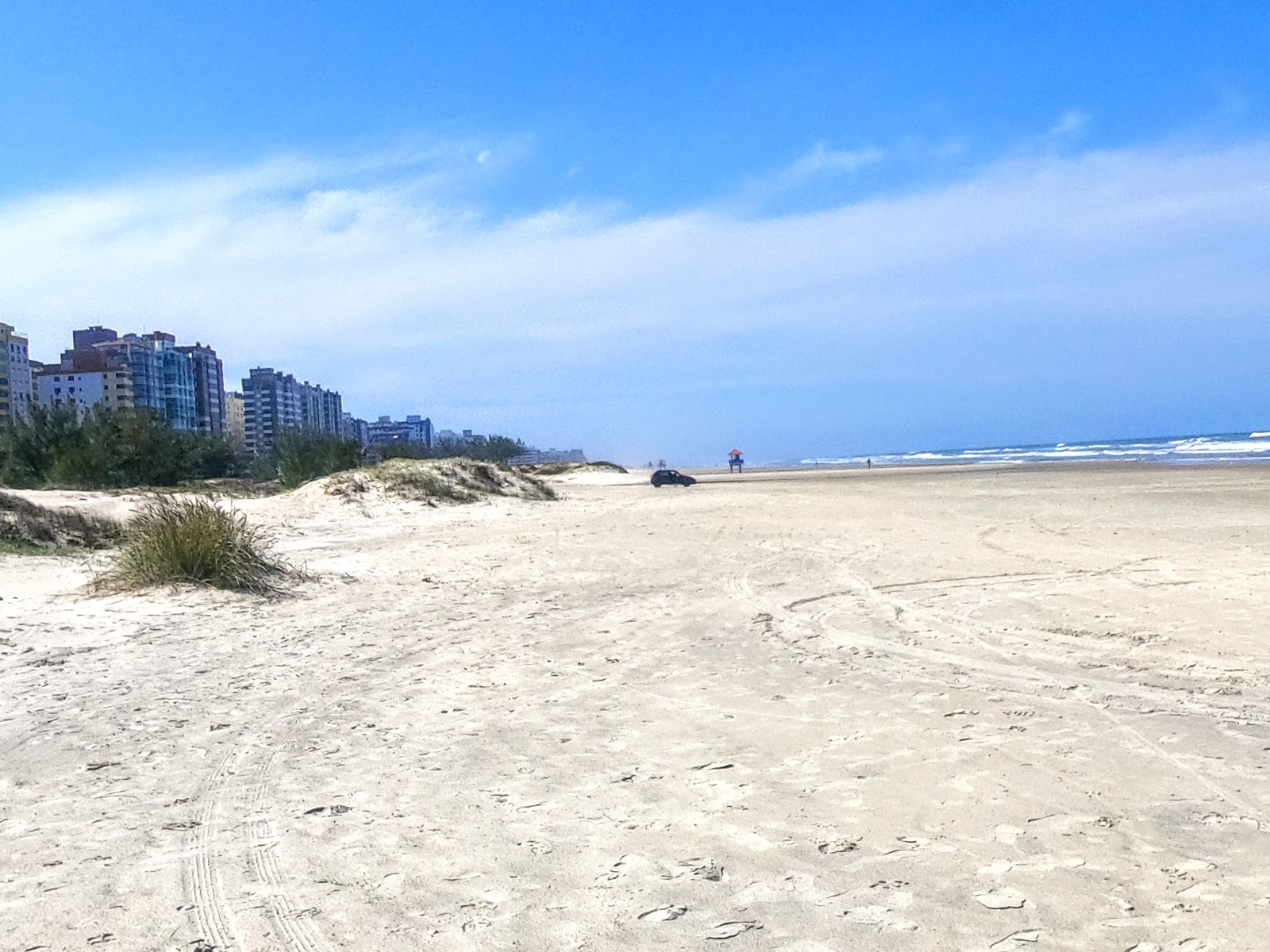 Foto van Navegantes Strand en de nederzetting