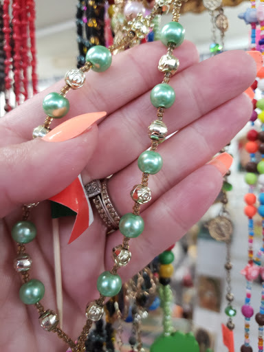 Sporting Goods Store «Deportes Y Mas», reviews and photos, 1517 SE 6th Ave, Topeka, KS 66607, USA