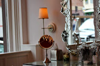 Townhouse Beauty Bar Boston - Photo 5 - Car repair in Boston, MA, Cambridge