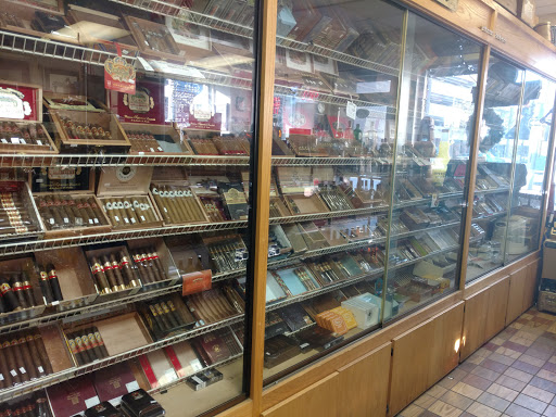 Tobacco Shop «South Street Cigar & Spirits», reviews and photos, 250 S Kalamazoo Mall, Kalamazoo, MI 49007, USA