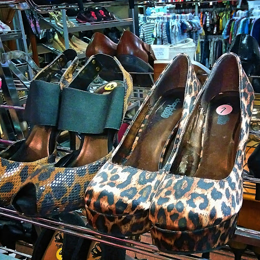 Thrift Store «Nifty Thrifty Shop LLC», reviews and photos, 4200 39th Ave, Kenosha, WI 53144, USA