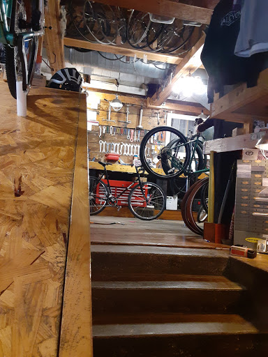 Bicycle Repair Shop «Halcyon Bike Shop LLC», reviews and photos, 2802 12th Ave S, Nashville, TN 37204, USA