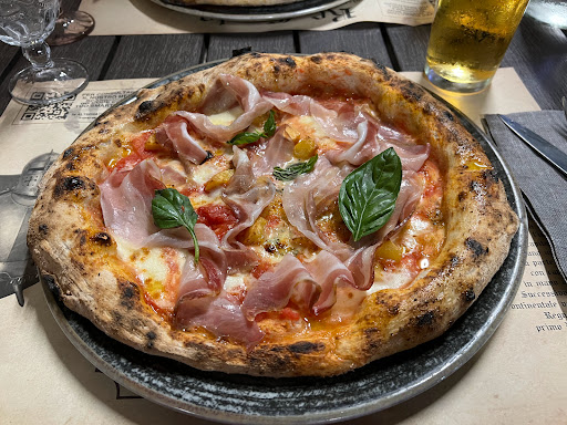 Re Carlo- Pizzeria Ristorante in Villanova, Provincia di Pescara