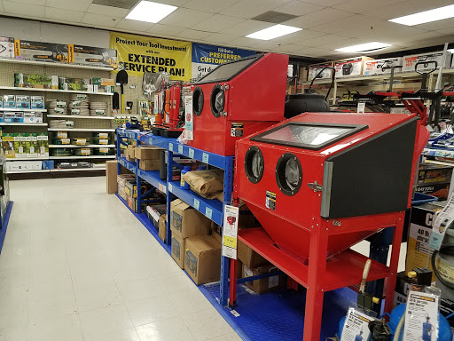 Hardware Store «Harbor Freight Tools», reviews and photos, 940 W Dundee Rd, Arlington Heights, IL 60004, USA