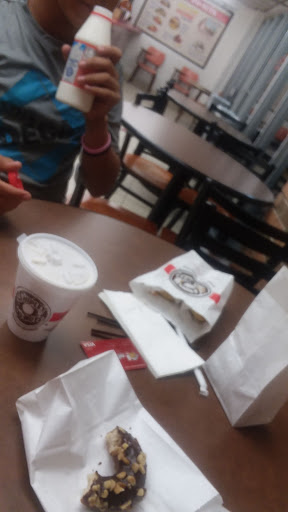 Donut Shop «Shipley Do-Nuts», reviews and photos, 1501 N 10th St, McAllen, TX 78501, USA