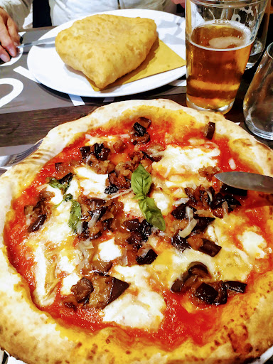 Sarusso Pizza e Bollicine Pizzeria Napoletana in Ladispoli, Città Metropolitana di Roma Capitale