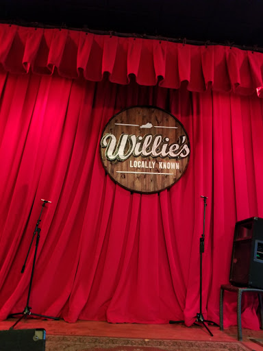 American Restaurant «Willies Locally Known», reviews and photos, 286 Southland Dr, Lexington, KY 40503, USA