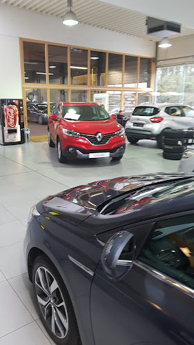 RENAULT FLOREFFE - GARAGE HENNAUX - Gembloers