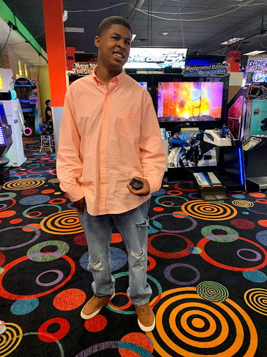 Barber Shop «Erskine Reeves Barbers», reviews and photos, 817 Stratford Dr, Bloomingdale, IL 60108, USA