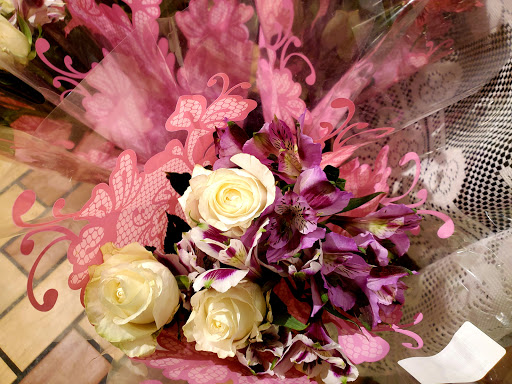 Grocery Store «Weis Markets», reviews and photos, 412 Day Hollow Rd, Endicott, NY 13760, USA