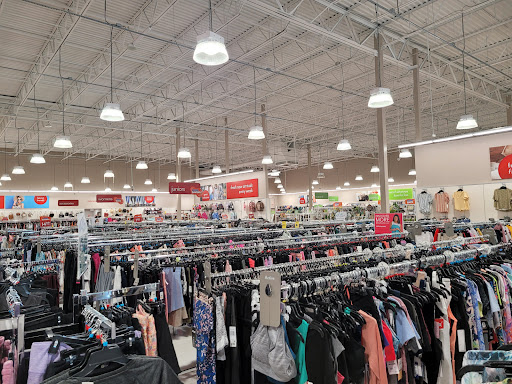 Clothing Store «Bealls Department Store», reviews and photos, 3701 Tamiami Trail E, Naples, FL 34112, USA