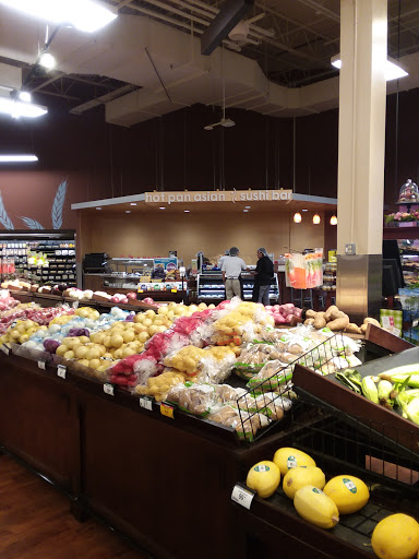 Grocery Store «Kroger», reviews and photos, 21555 21 Mile Rd, Macomb, MI 48044, USA