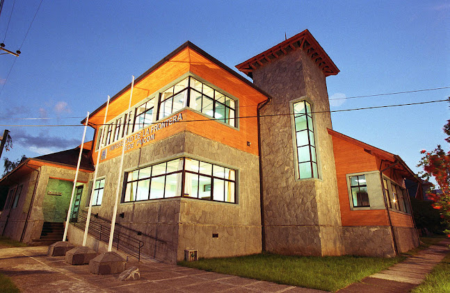Universidad de la Frontera Campus Pucón