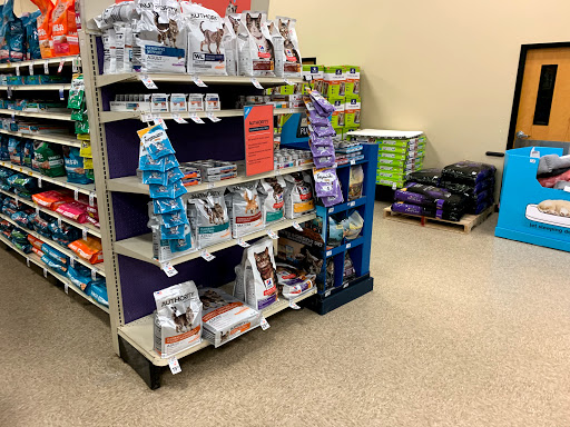 Pet Supply Store «PetSmart», reviews and photos, 3096 N Eastman Rd, Longview, TX 75605, USA