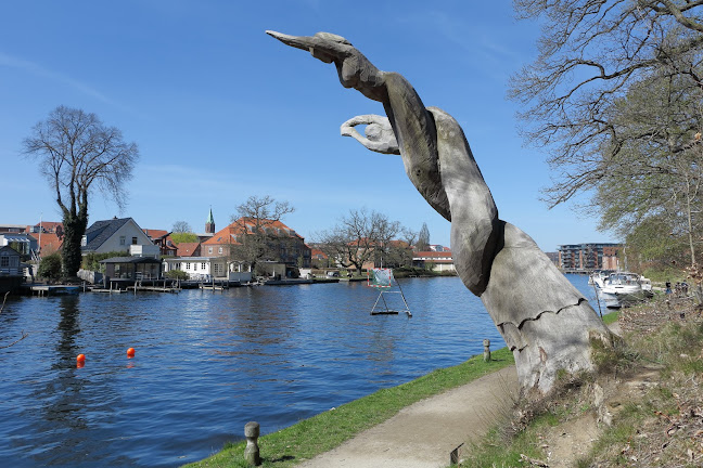 Anmeldelser af Iskælderdalen i Silkeborg - Parkeringsanlæg