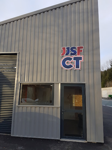 Centre de contrôle technique JJSFCT Contrôle Technique Riom-ès-Montagnes
