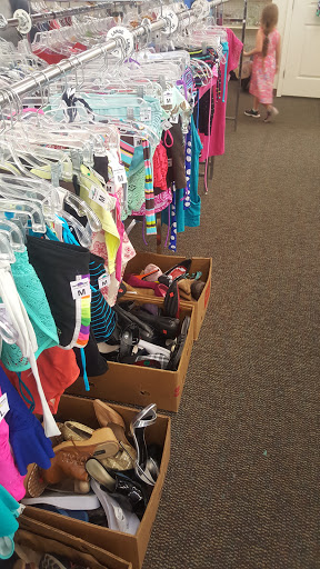 Thrift Store «Waterfront Rescue Mission Thrift Store», reviews and photos, 4376 Gulf Breeze Pkwy, Gulf Breeze, FL 32563, USA