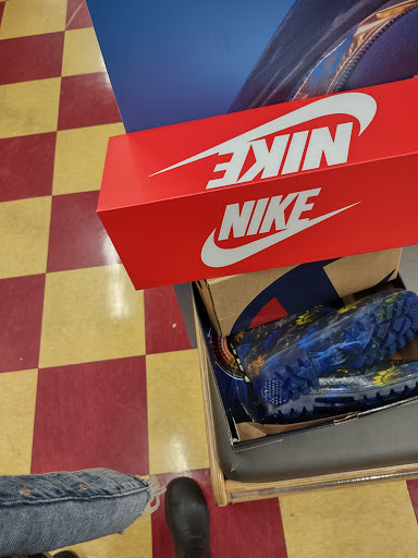 Shoe Store «WSS», reviews and photos, 6250 Atlantic Ave, Bell, CA 90201, USA