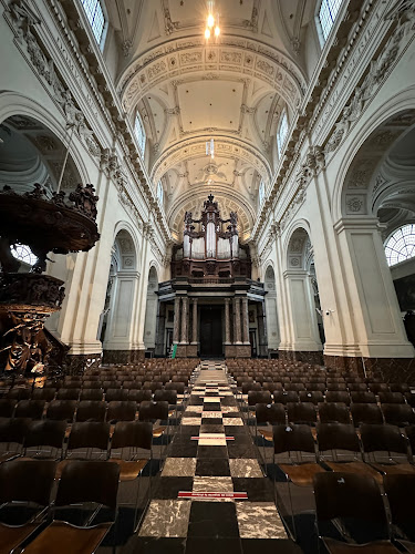 Sint-Albanuskathedraal - Kerk