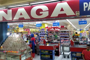 Supermarkets Naga Pondok gede plaza image