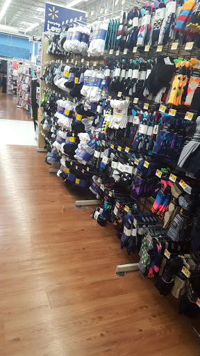 Department Store «Walmart Supercenter», reviews and photos, 500 New Circle Rd, Lexington, KY 40511, USA