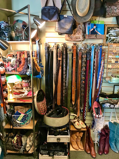 Boutique «Everchanging Seasons Consignment Boutique», reviews and photos, 710 Forest Ave, Portland, ME 04103, USA